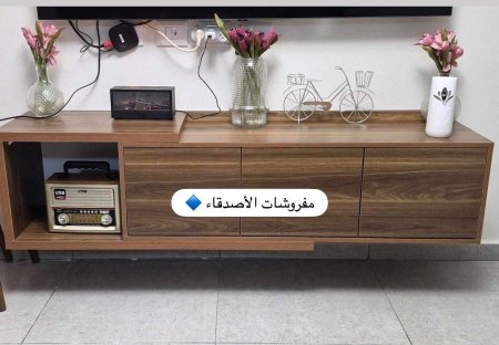 مزنون تلفزيون بسعر {700} شيكل